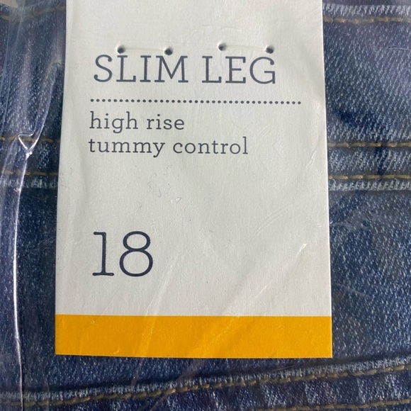 NEW WITH TAGS High Rise Tummy Control Jeans, 18 - Picture 6 of 8